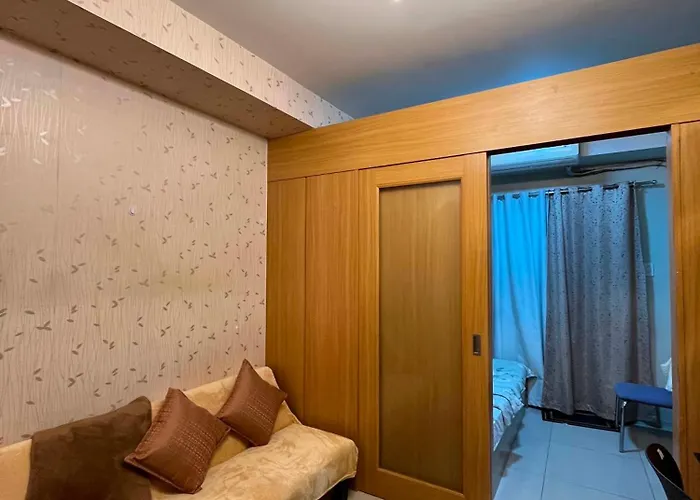 Queen Magz Staycation Mall Of Aparthotel 4*