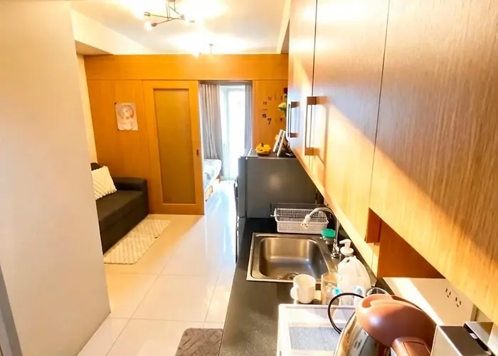 Queen Magz Staycation Mall Of Aparthotel Manila