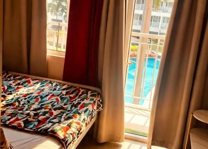 Queen Magz Staycation Mall Of Manila